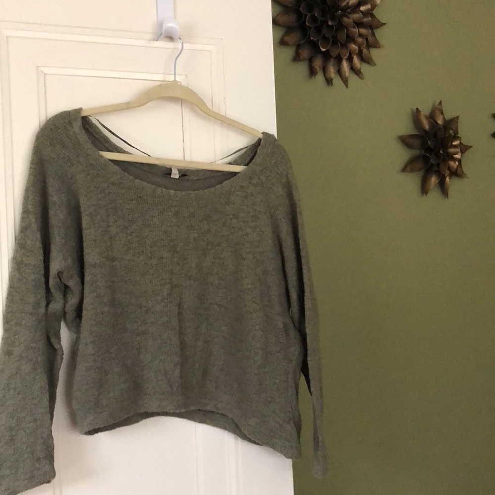 Chunky scoop neck cropped sweater